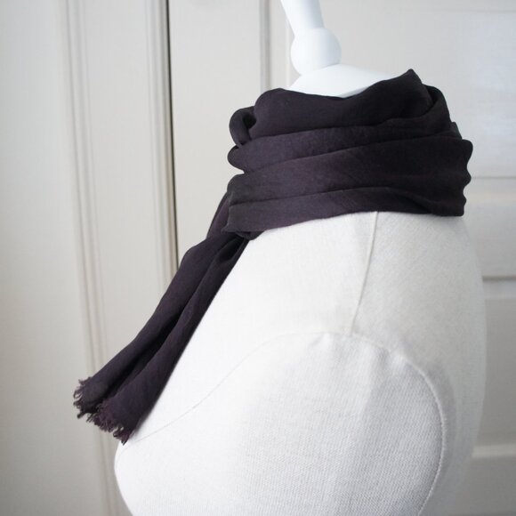 Vintage Echo 100% Silk Dark Purple Long Lightweight Neck Scarf - Picture 6 of 7